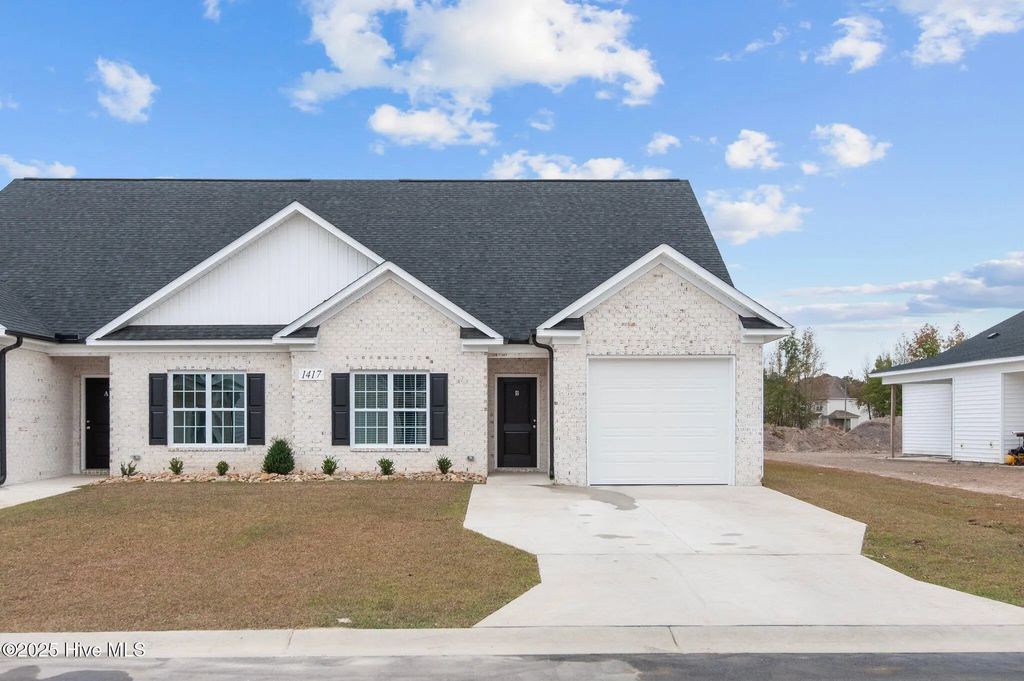 2028 Dartford Drive A, Greenville