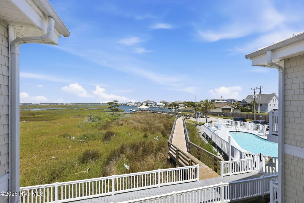 602 W Ft Macon Road 218, Atlantic Beach