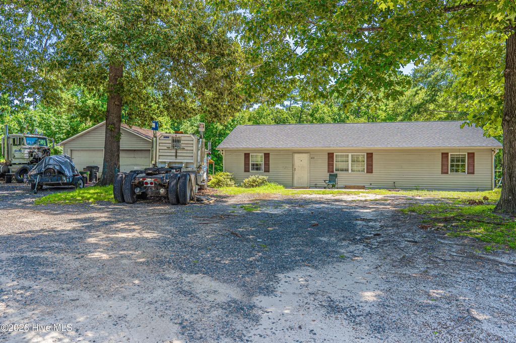 435 Cranes Creek Road, Cameron