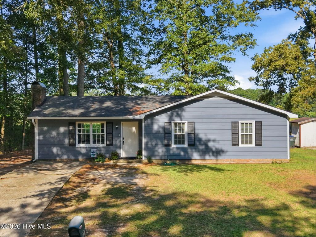1704 Farmgate Road, Kinston