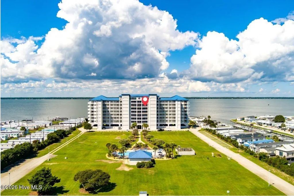 1550 Salter Path Road 606, Indian Beach