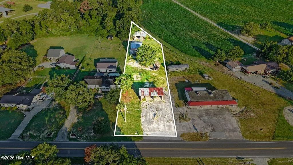 764 Piney Grove Church Road, La Grange