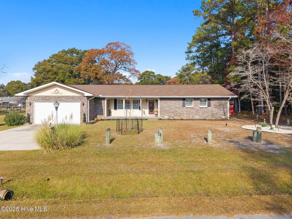 1126 River Drive, Calabash