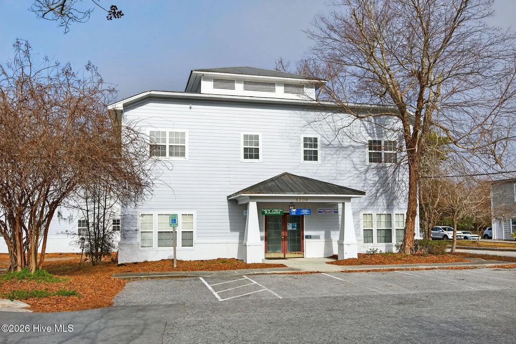 6209 Oleander Drive 216, Wilmington