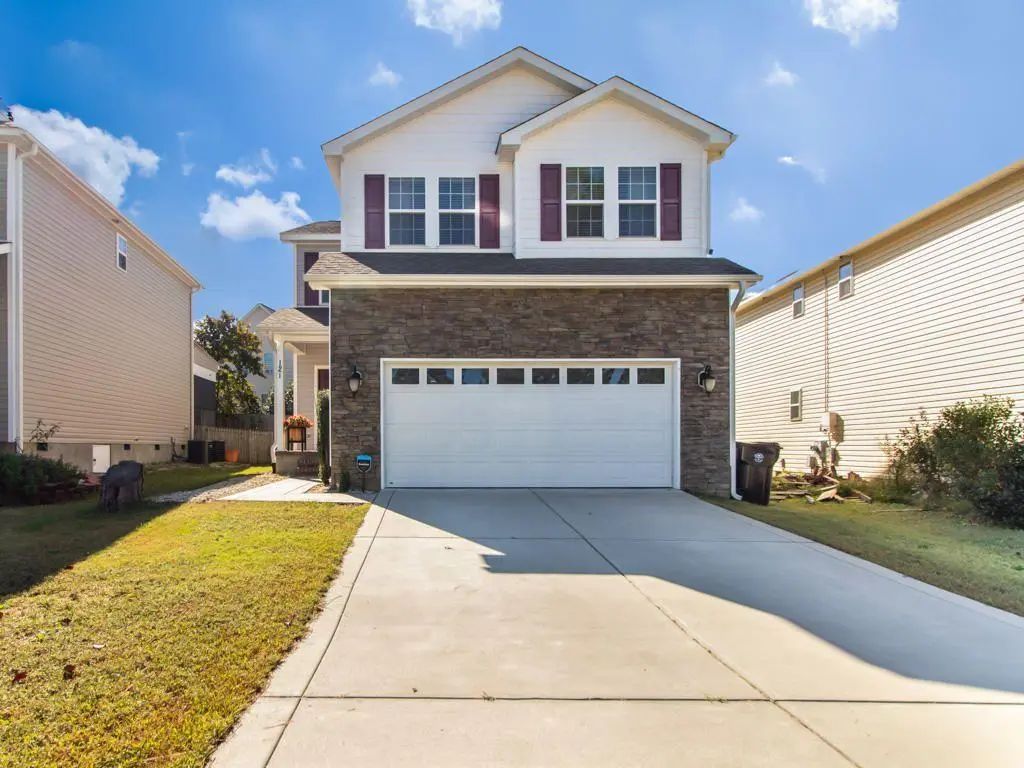 121 Lightwater Drive, Aberdeen