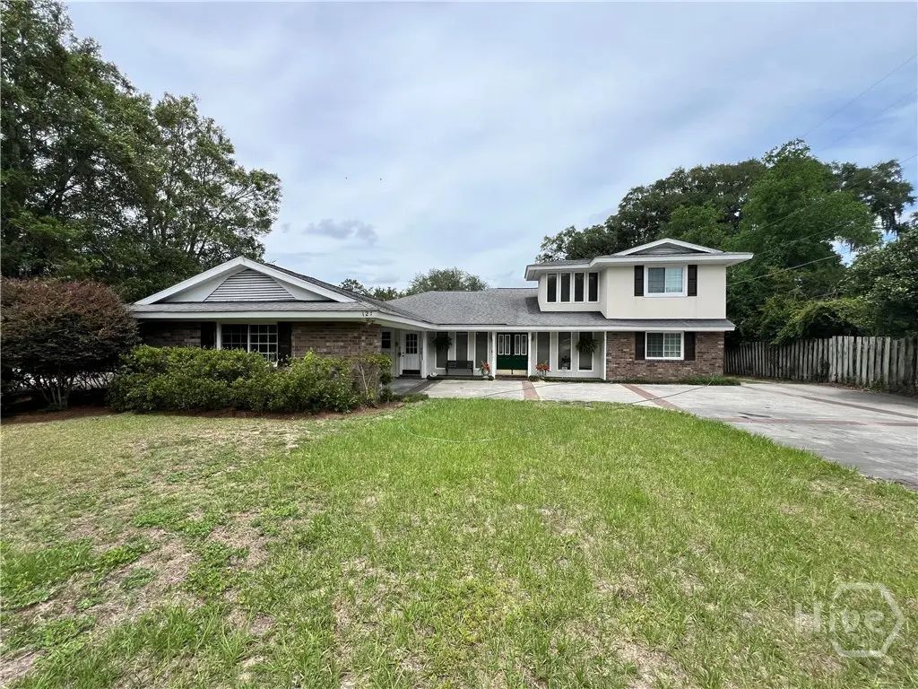 127 Pine Grove Drive, Savannah