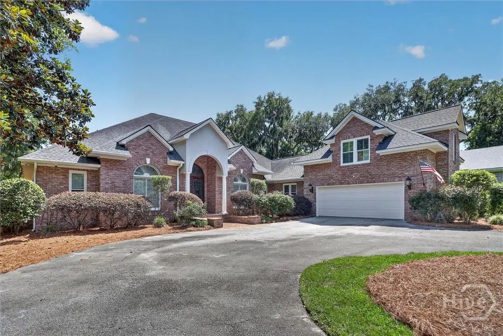 56 Mingarry Drive, Richmond Hill