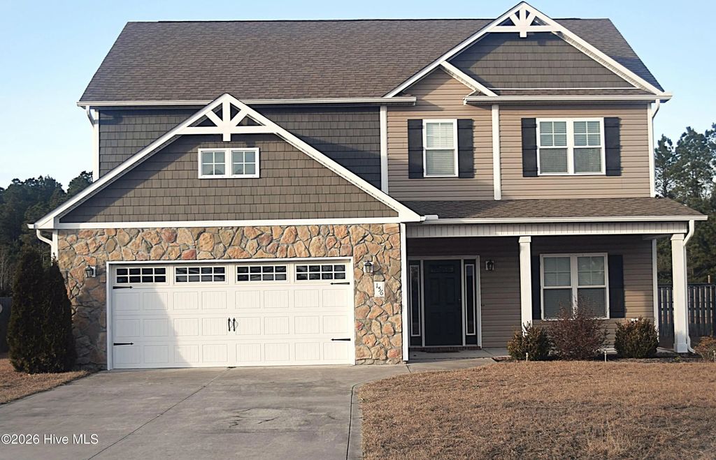 156 Peytons Ridge Drive, Hubert
