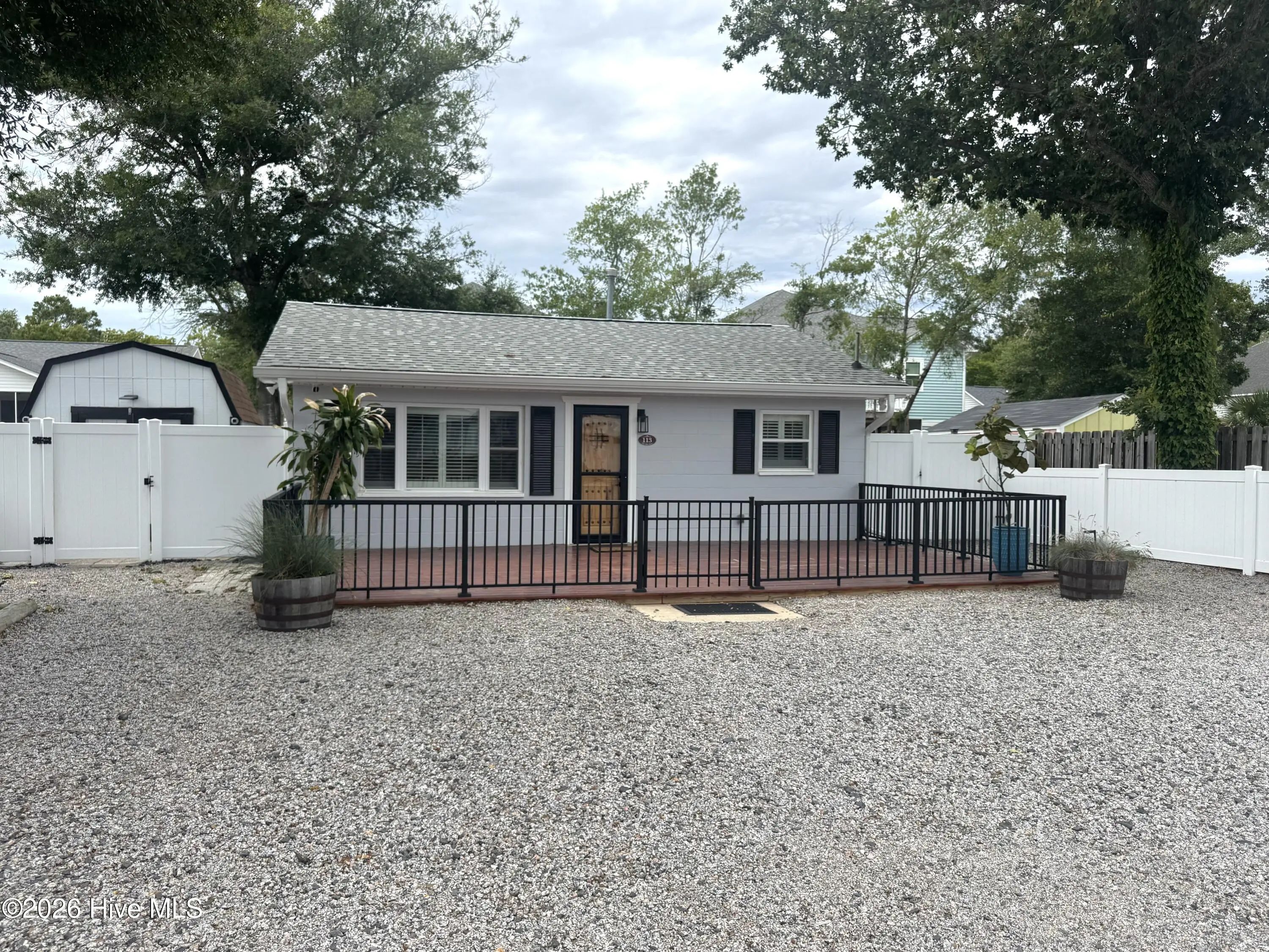 113 Nw 12th Street, Oak Island