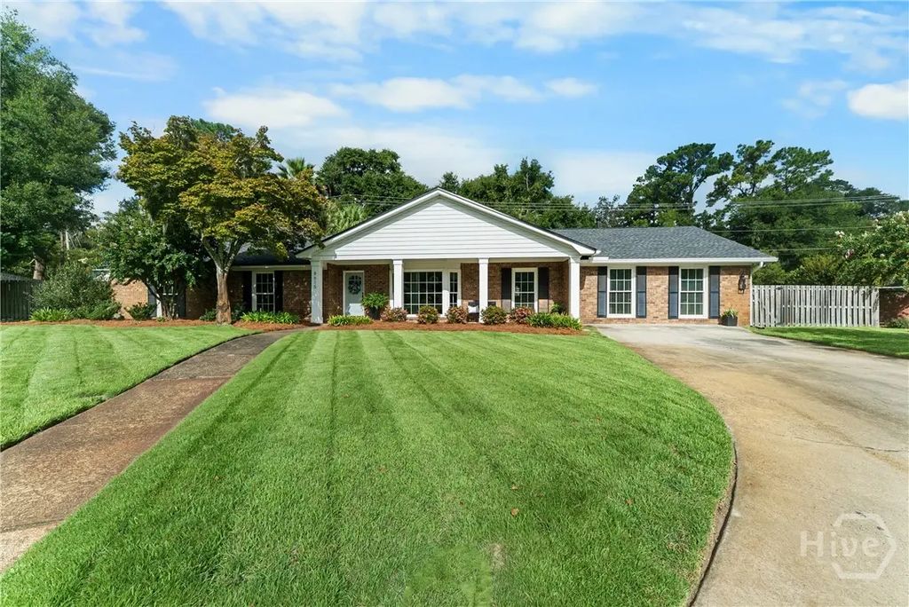 8615 Kent Drive, Savannah