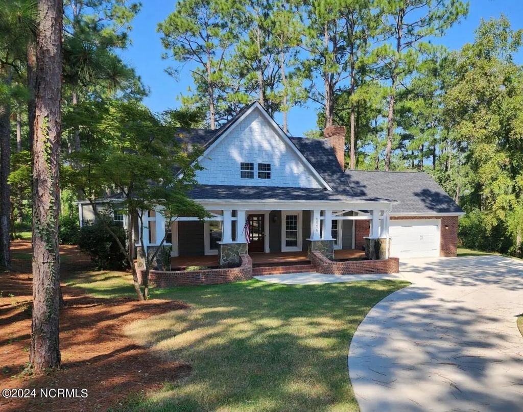 6856 Thames Drive, Fayetteville