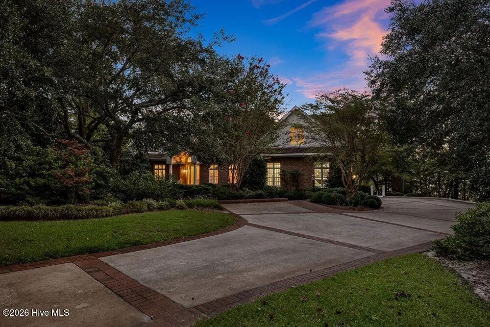 7115 E Creeks Edge Drive, Wilmington