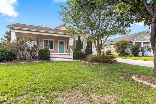 307 Pebble Shore Drive, Sneads Ferry