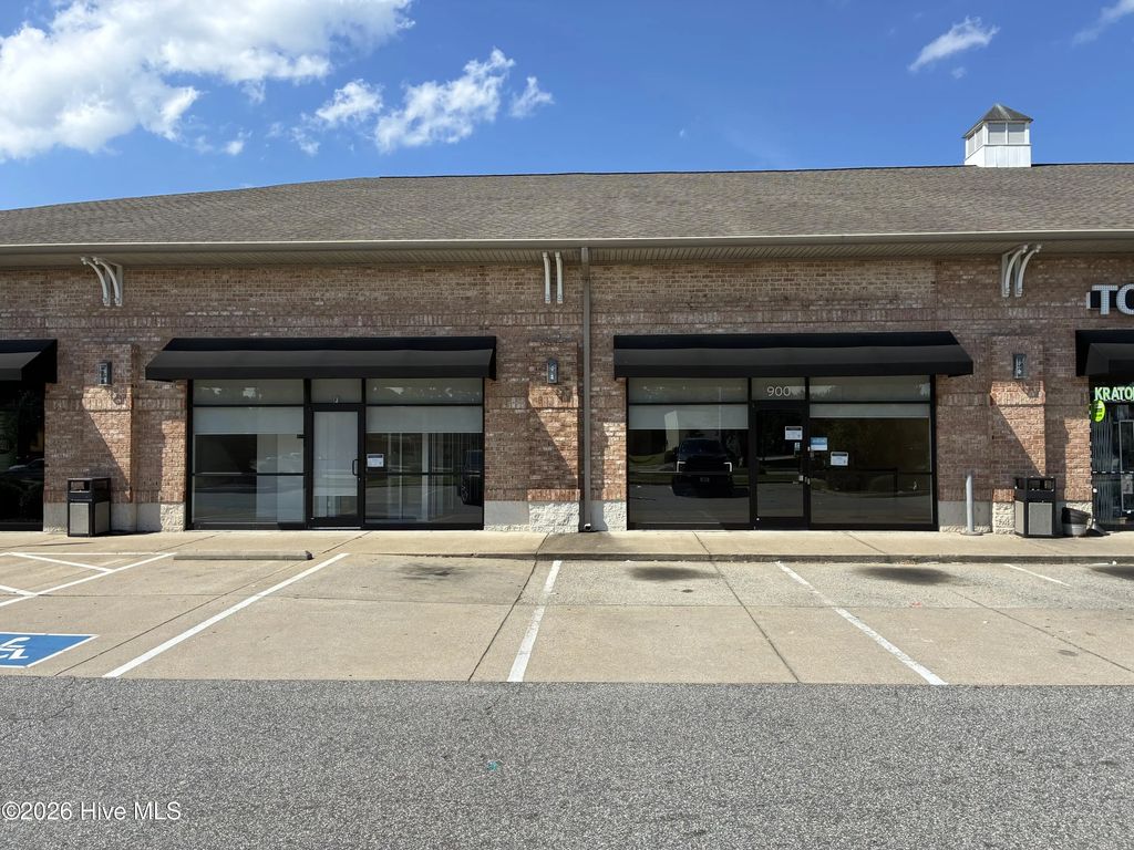 900 W Ehringhaus Street Suites E & F, Elizabeth City