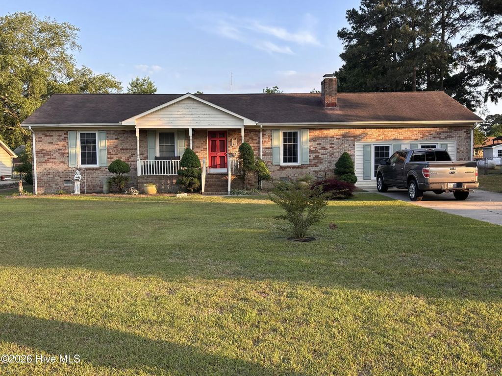 2485 Pine Knoll Drive, Kinston