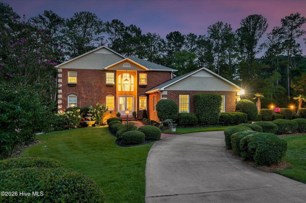 335 Crown Point, McCormick