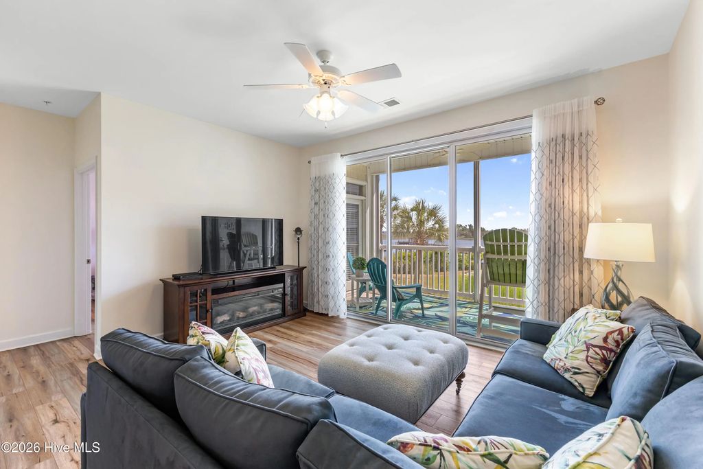 1135 Park Road Sw 4102, Sunset Beach