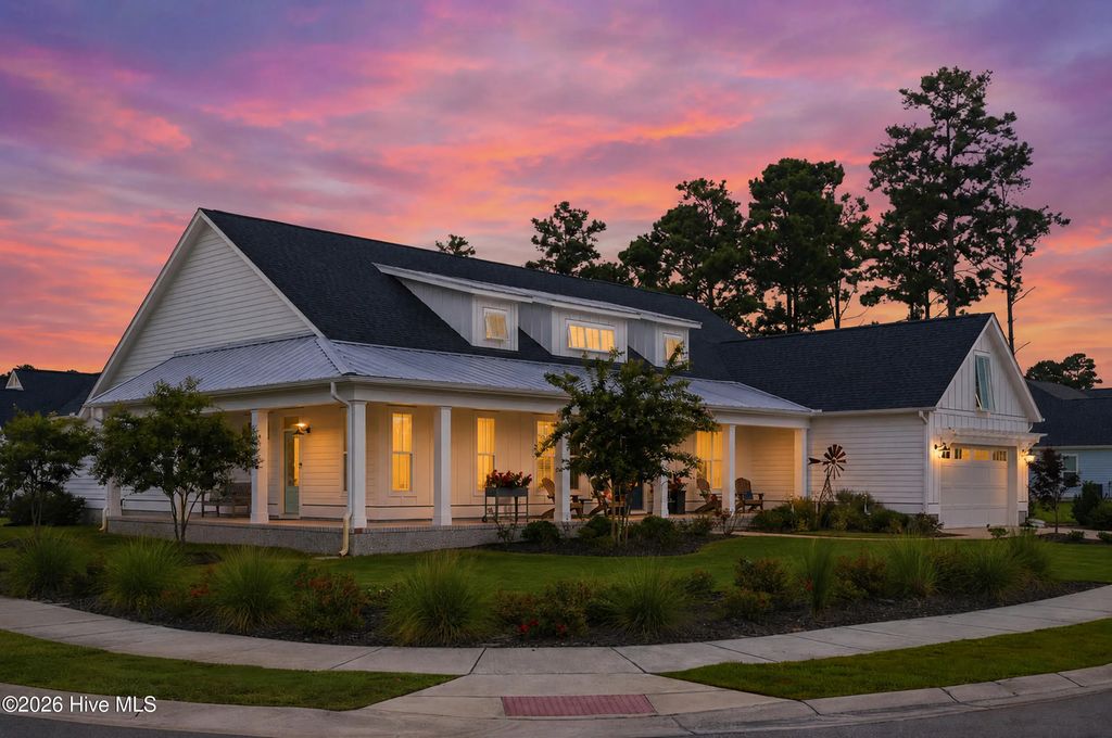 132 Anchors Away Drive, Hampstead
