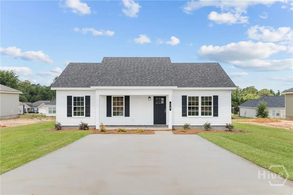 510 Nickies Way, Statesboro