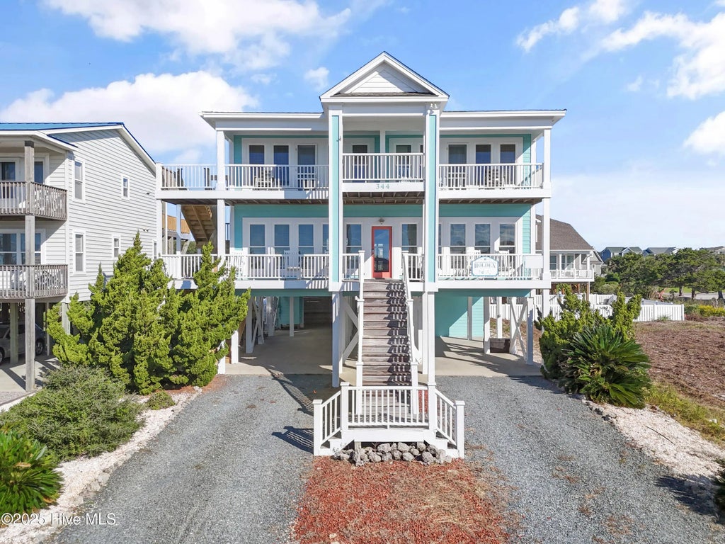 344 Ocean Boulevard W, Holden Beach