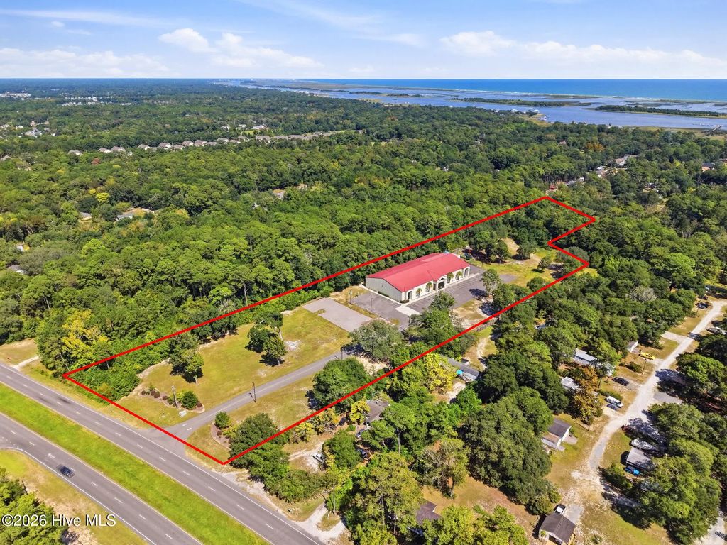 6687 Carolina Beach Road, Wilmington