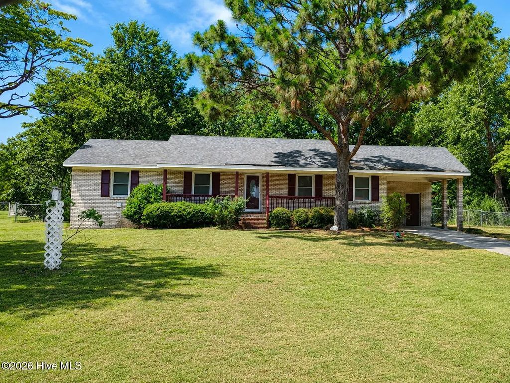2576 Forrest Drive, Kinston