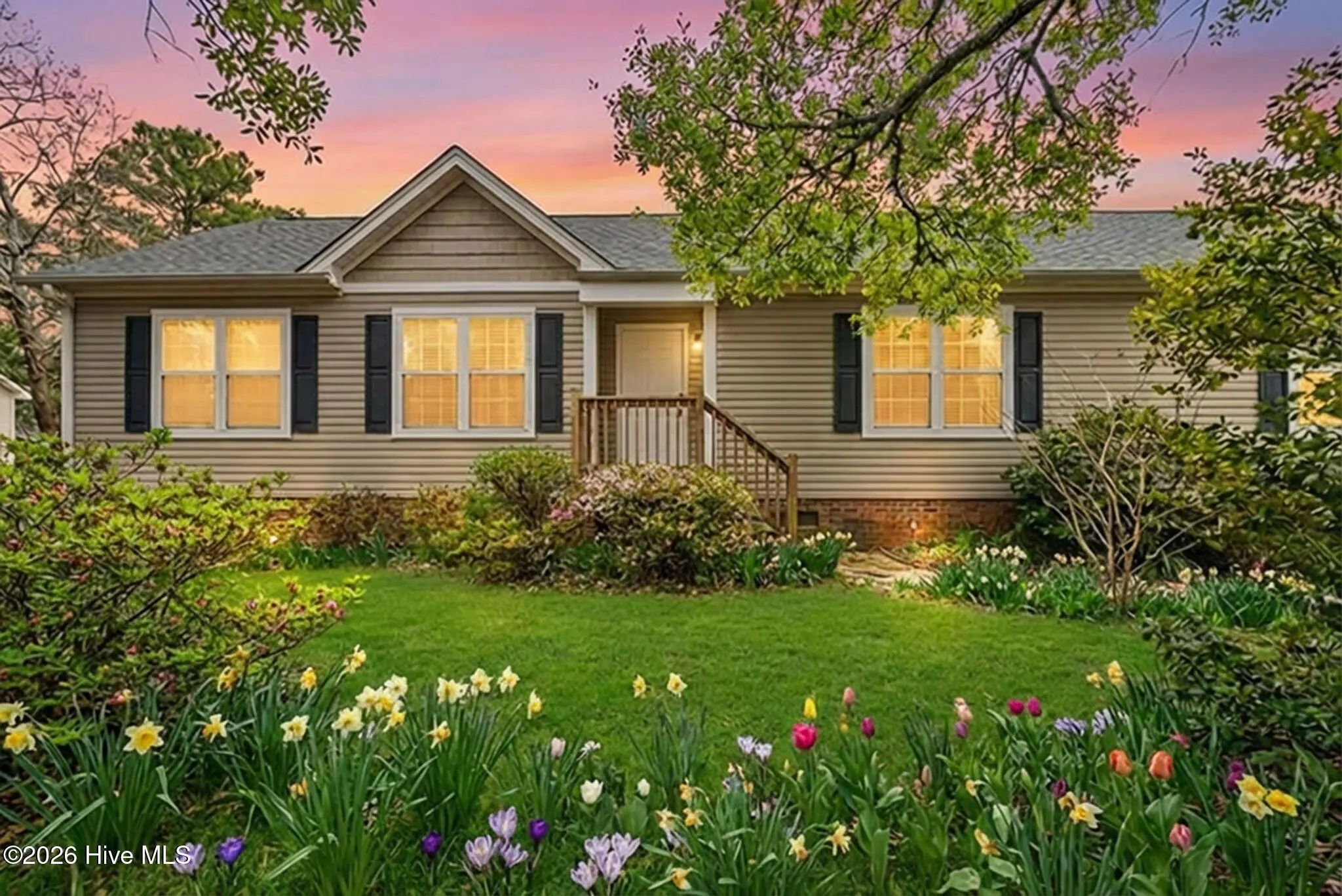 110 Ne 67th Street, Oak Island