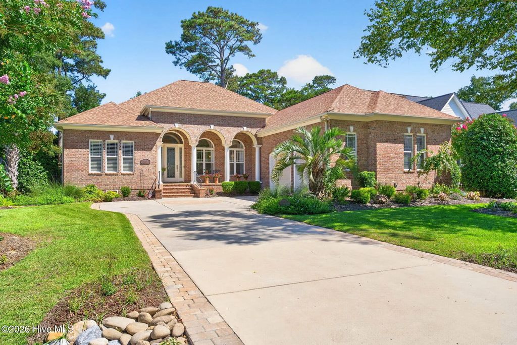 2761 Cedar Crest Drive, Southport