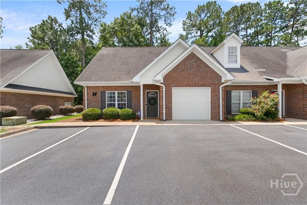 8100 Burkhalter Road 801, Statesboro