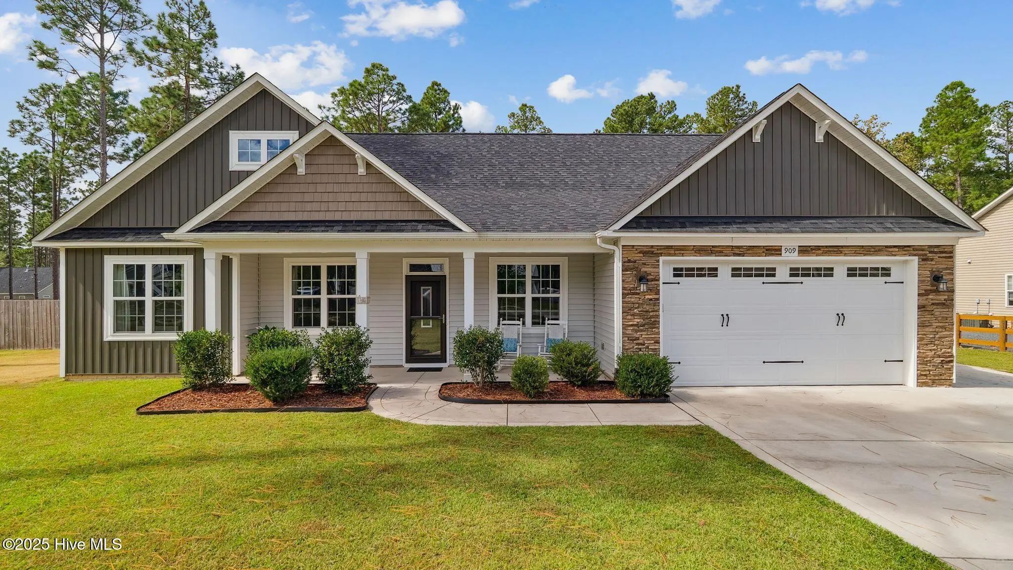 909 Winds Way, Aberdeen