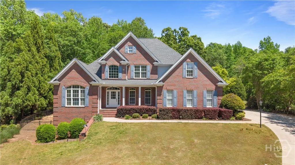 1031 Founders Lake Dr, Athens