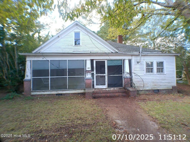 409 N Haughton Street, Williamston