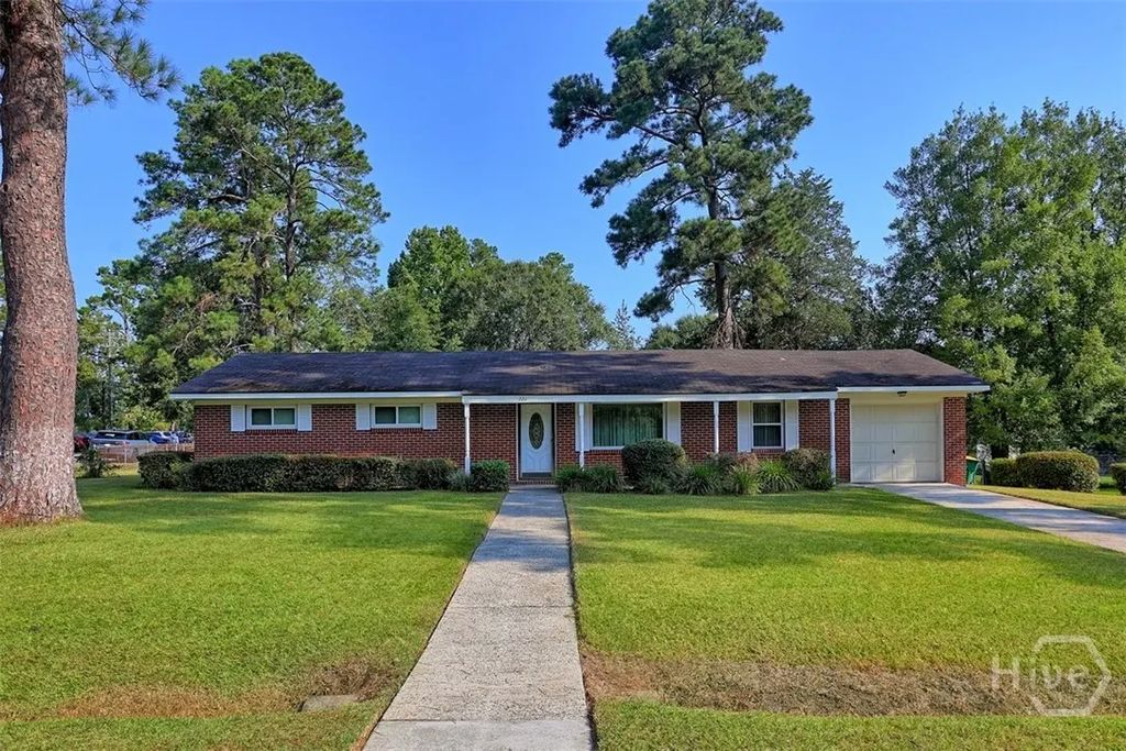 220 Holly Avenue, Pooler
