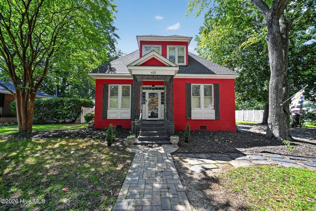 425 Roanoke Avenue, Roanoke Rapids