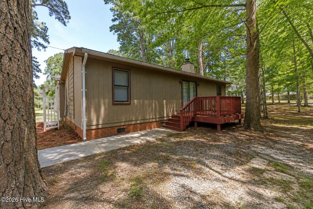 310 Elizabeth Avenue, Rockingham