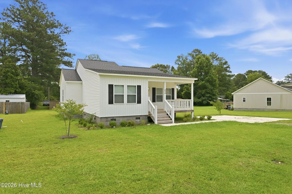 434 Fowle Street, Vanceboro
