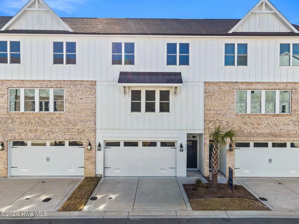 818 Anchors Bend Way, Wilmington