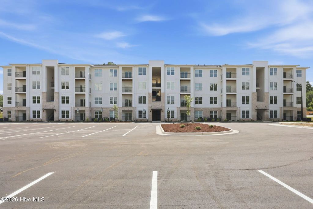 520 Trove Lane 307, Vass