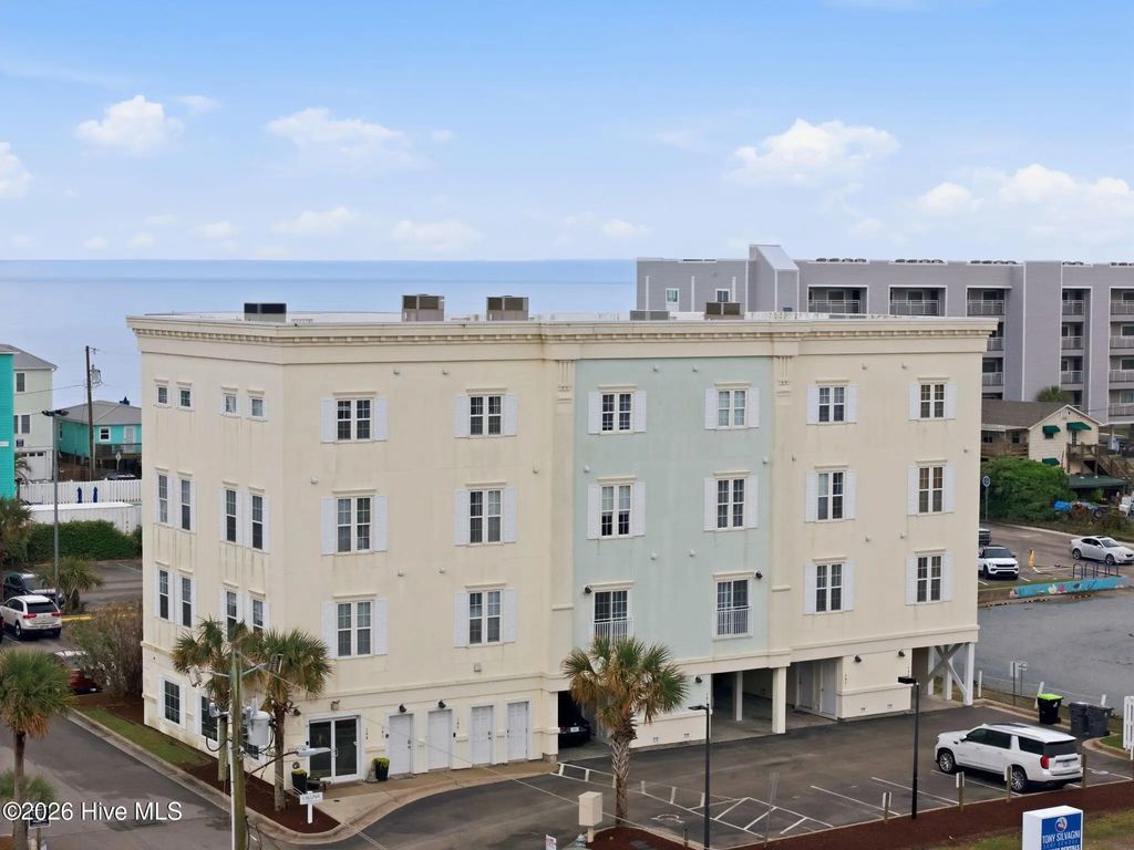 103 Charlotte Avenue Apt 104, Carolina Beach