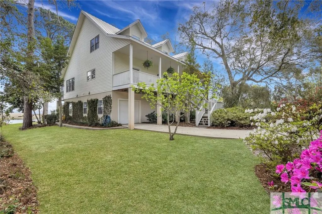777 E 1st Street, Midway