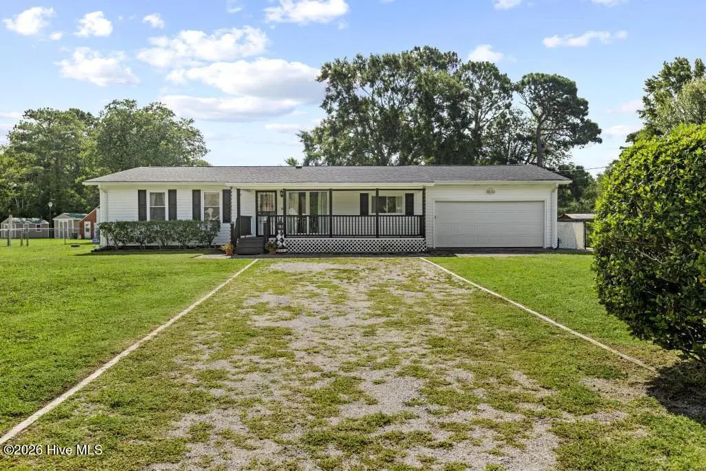 2828 Easy Street, Newport