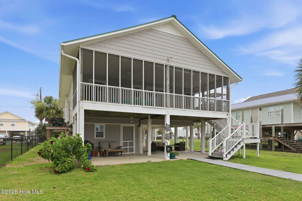 1023 1st Street, Surf City