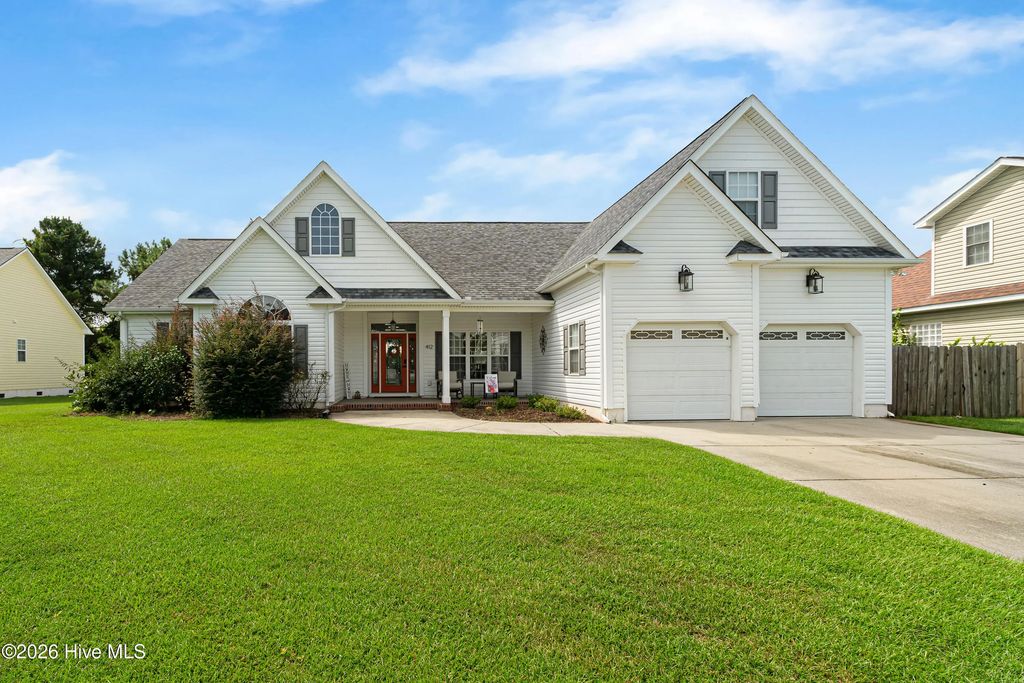 412 Waverly Court, Newport