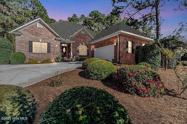 135 Steeplechase Way, Southern Pines