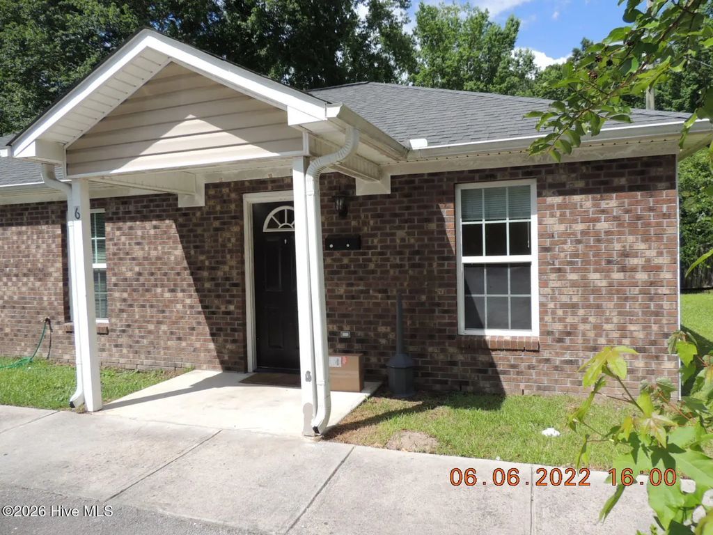 130 Miracle Drive 6, Jacksonville