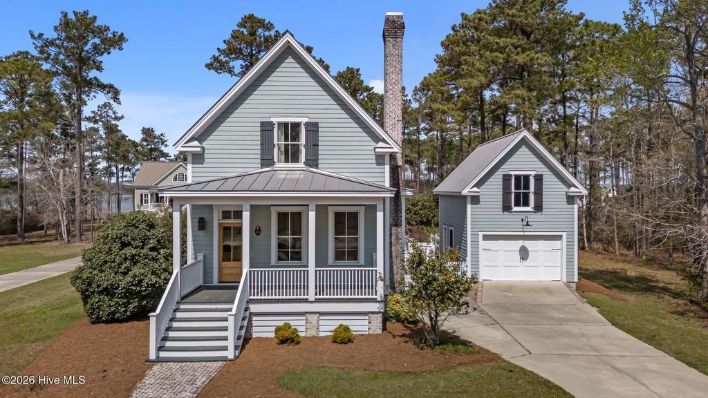 101 Oyster Point Road, Oriental