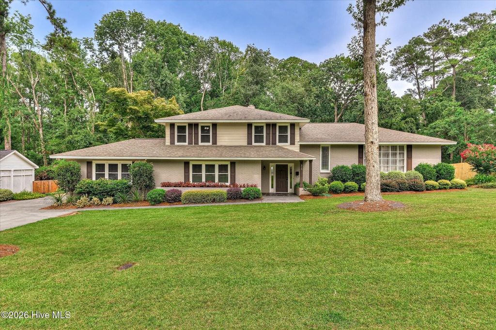 216 Spring Valley Road, Waynesboro