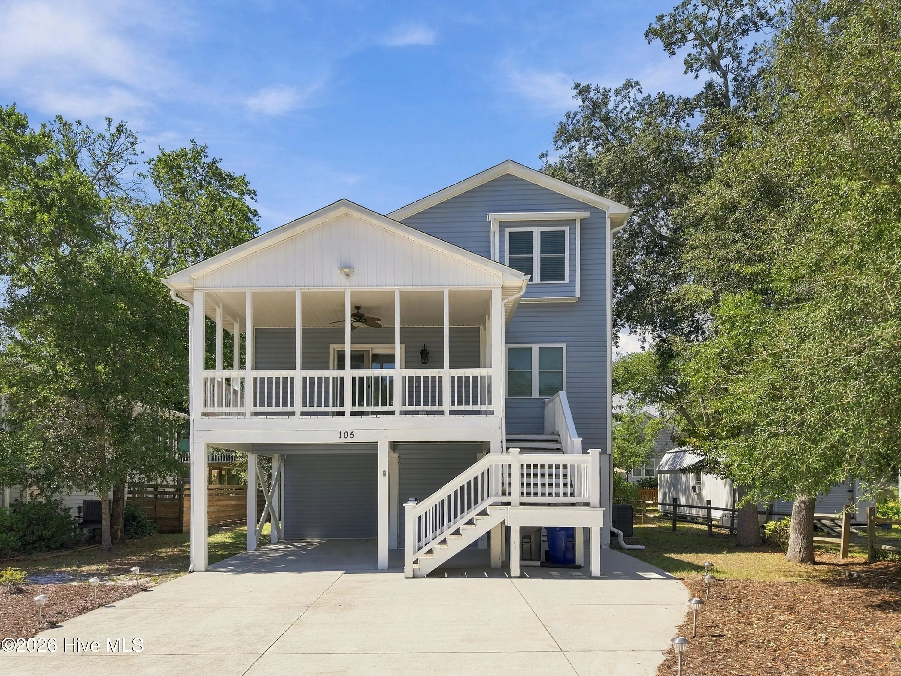 105 Sw 11th Street, Oak Island