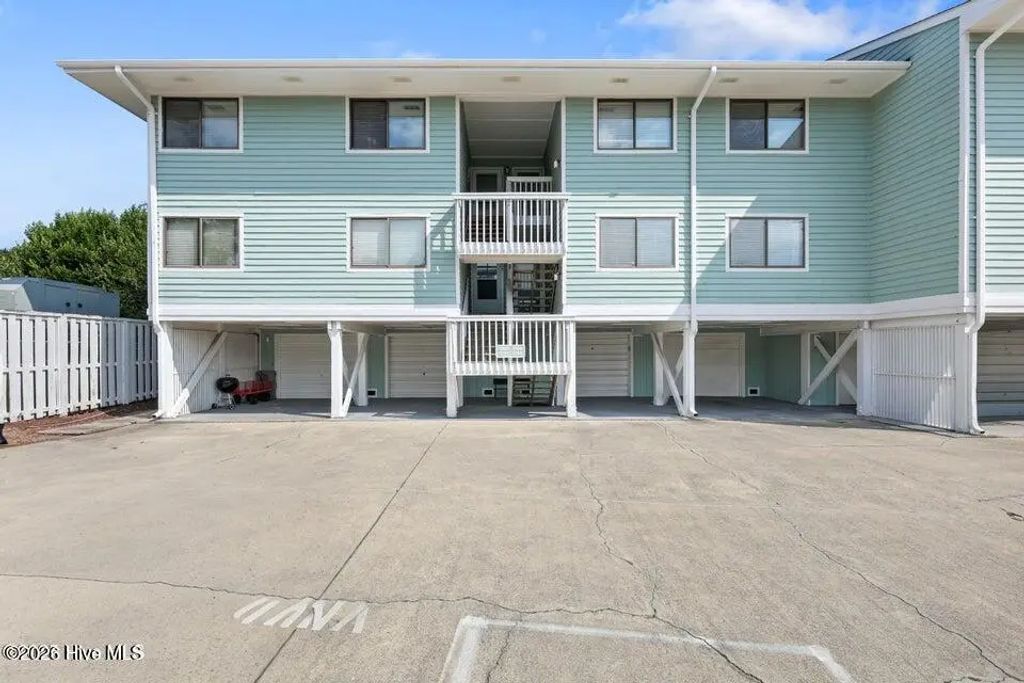 202 Lewis Drive Unit 1202, Carolina Beach