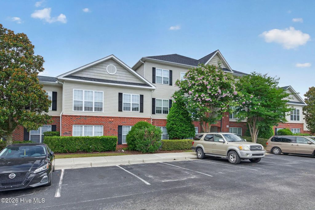 2801 Bloomfield Lane Unit 201, Wilmington